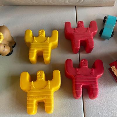 Lot of Assorted Vintage Kids Toys