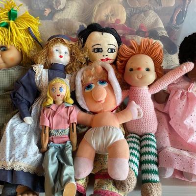 Lot of Vintage Doll Collection