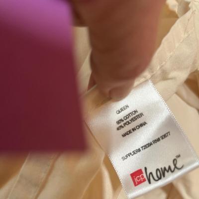 Queen bedding fitted sheet bedskirt