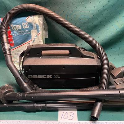 Oreck XL Vacumn