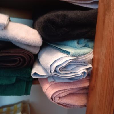 XLARGE TOWELS, TOWEL SETS, HAND TOWELS AND WASH CLOTHS