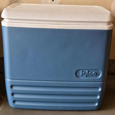 Igloo Blue Cooler