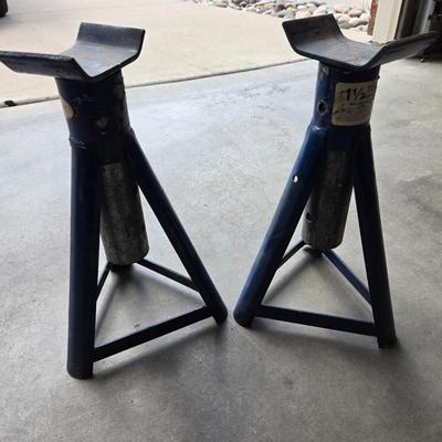 1 1/2 Ton Jack Stands
