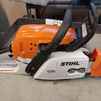 STIHL CHAINSAW IN CASE WITH EXTRA BLADE