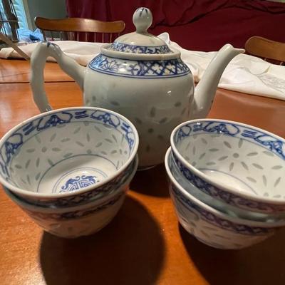 Vintage Rice Grain Tienshan Flower Pattern Porcelain Teapot and Teacups