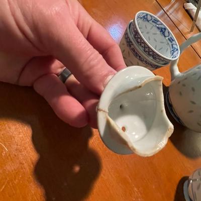 Vintage Rice Grain Tienshan Flower Pattern Porcelain Teapot and Teacups