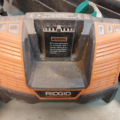 RIGID JOBSITE RADIO