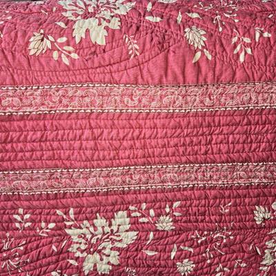 Quilted & Scalloped King Bed Spread