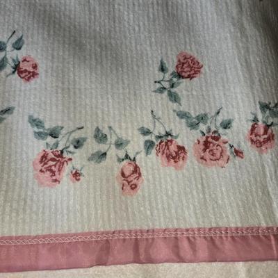 Pink & White Rose Blanket
