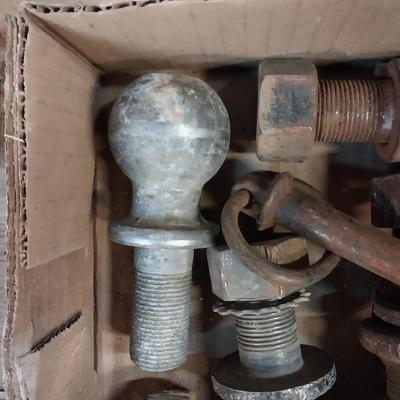 VARIETY OF HITCH BALLS