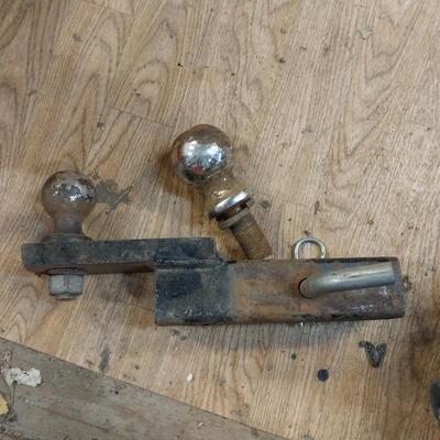 TOW HITCH WITH EXTRA BALL
