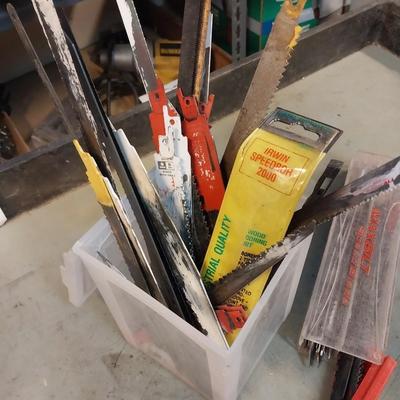NICE VARIETY OF SAW BLADES