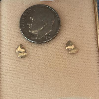 Vintage B. David 14k gold heart earrings