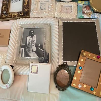 Multiple fun picture frames