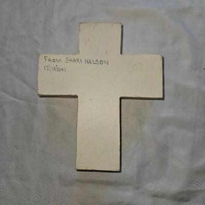 Crosses, crucifix and religious wall decor