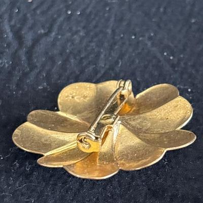 4 leaf clover gold toned pin