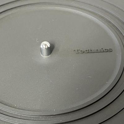 Technics DC Servo Automatic Turntable SL-BD24 Record Player