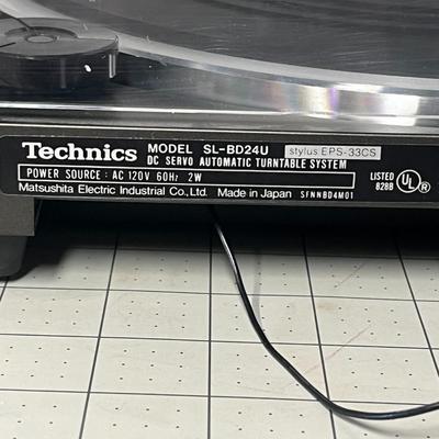 Technics DC Servo Automatic Turntable SL-BD24 Record Player