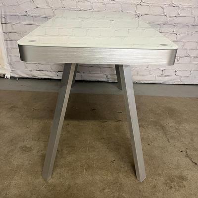 Modern White and Silver Desk - 48x24x29