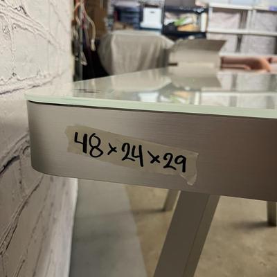 Modern White and Silver Desk - 48x24x29