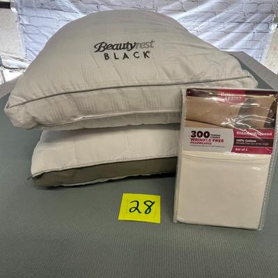 Set of Pillows and Wrinkle Free Pillowcases