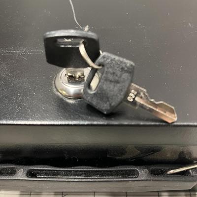 Honeywell Lockbox with Keys