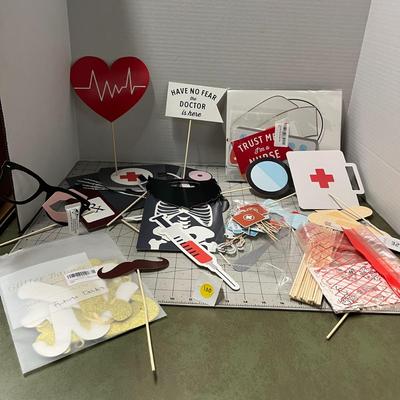 Miscellaneous Photo/Party Props - Doctors/Nurses!