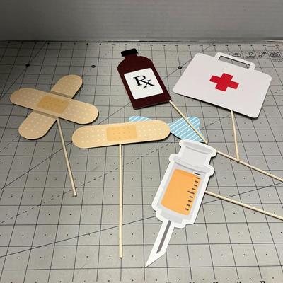 Miscellaneous Photo/Party Props - Doctors/Nurses!