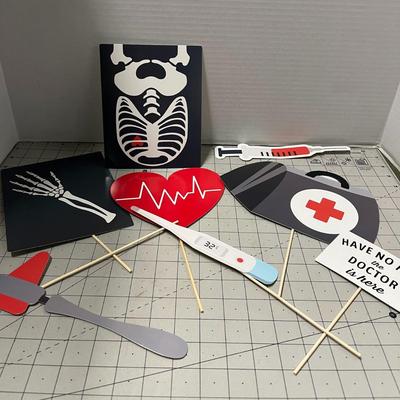 Miscellaneous Photo/Party Props - Doctors/Nurses!