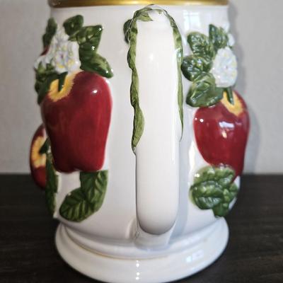 Apple Pitcher