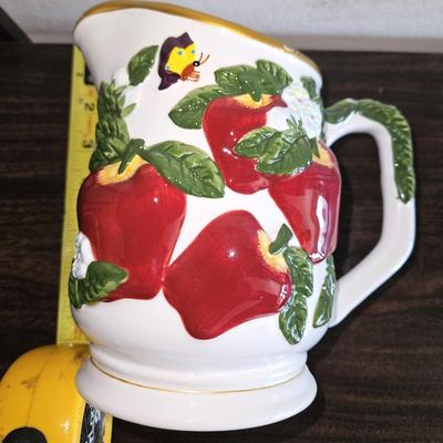 Apple Pitcher