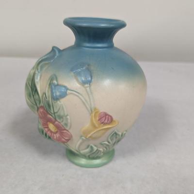 Hull Art Pottery Flower Vase