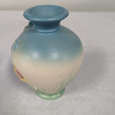 Hull Art Pottery Flower Vase