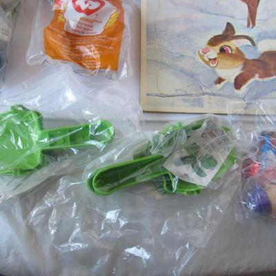 Lot of 3 Vintage Tray Puzzles and McDonalds TY and Other Toys