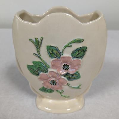 Hull Art Pottery Rosella Vase