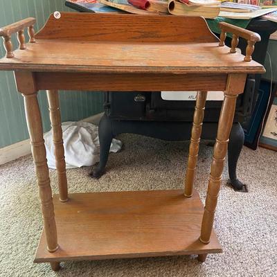 Vintage Washstand with Two Shelves