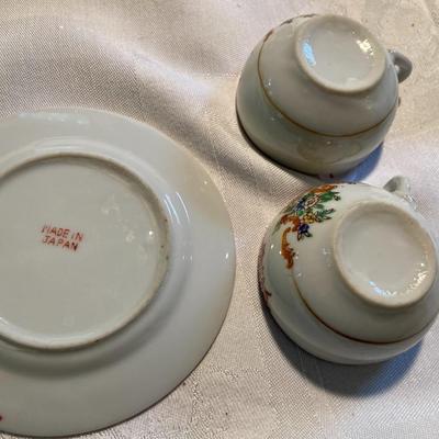 Vintage Roval Sealy Moss Rose Tea Set