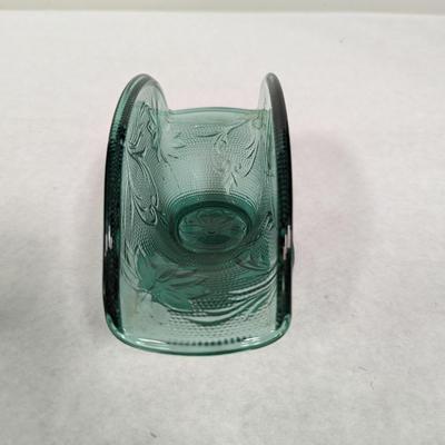 Tiara Green Napkin Holder
