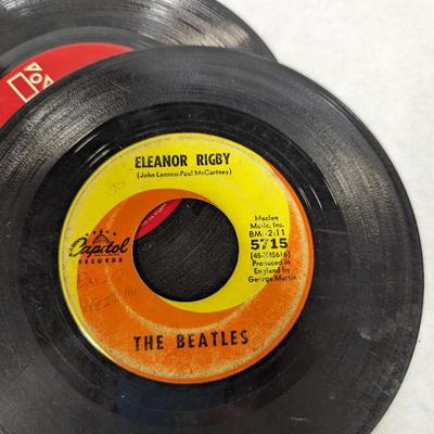 Vintage 45 Records Queen Dionne Warwick Beatles