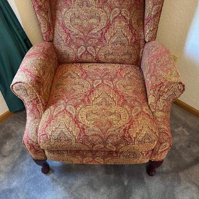LIKE NEW LANE RECLINER