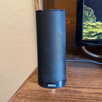 COMPLETE DELL DESKTOP COMPUTER WIN 10 AND MORE