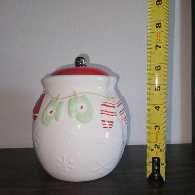 Halmark Christmas/ Wintertime Cookie Jar