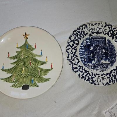 2 Vintage Holiday Plates