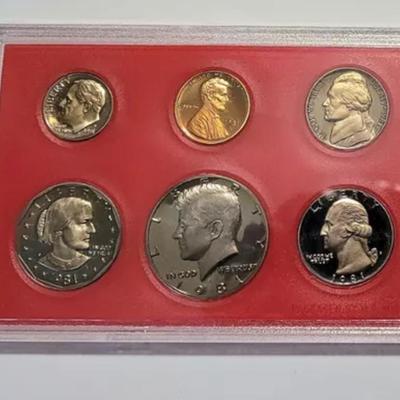1981 S PROOF TYPE 2 SUSAN B ANTHONY SET! ALL COIN'S TYPE 2! TYPE 1 QUARTER ONLY