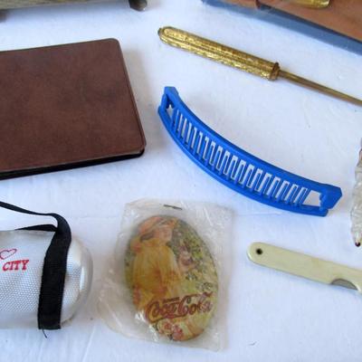 Mixed Lot of Ladies Stuff