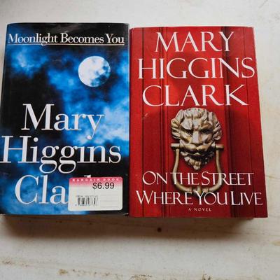Fiction Hard back book lot including Grisham and Clancy