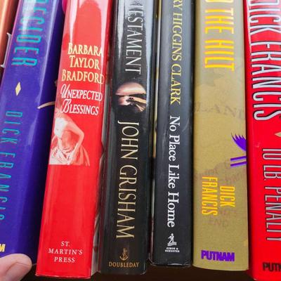 Fiction Hardback book lot including DaniellecSteel and Higgins Clark