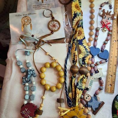 Mixed jewelry lot, Bolo