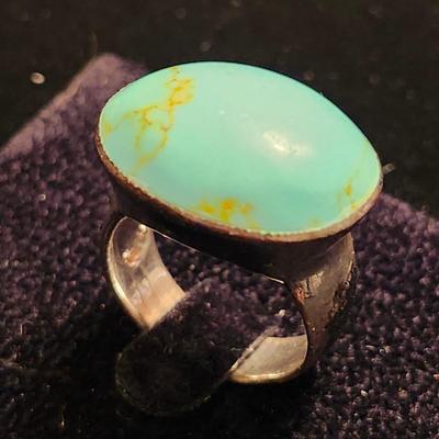 Old Pawn Turquoise Ring
