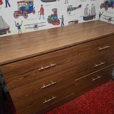 6-Drawer Dresser,